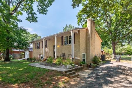 1125 Smith Street, Bedford, Virginia 24523