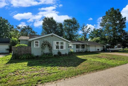 1021 First Street, Bangor, Michigan 49013