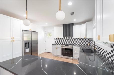 3200 Lowndes Street, East Point, גאורגיה 30344, ארצות הברית של אמריקה