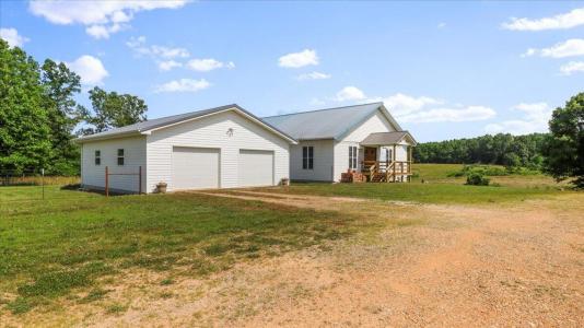 6532 State Route W, Peace Valley, Missouri 65788, USA