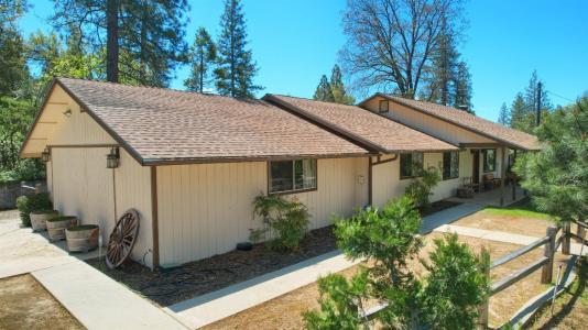 50986 Road 632, Oakhurst, California 93644