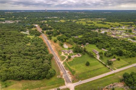 4781 Oak Timber Drive, Tulsa, Oklahoma 74131, Estados Unidos
