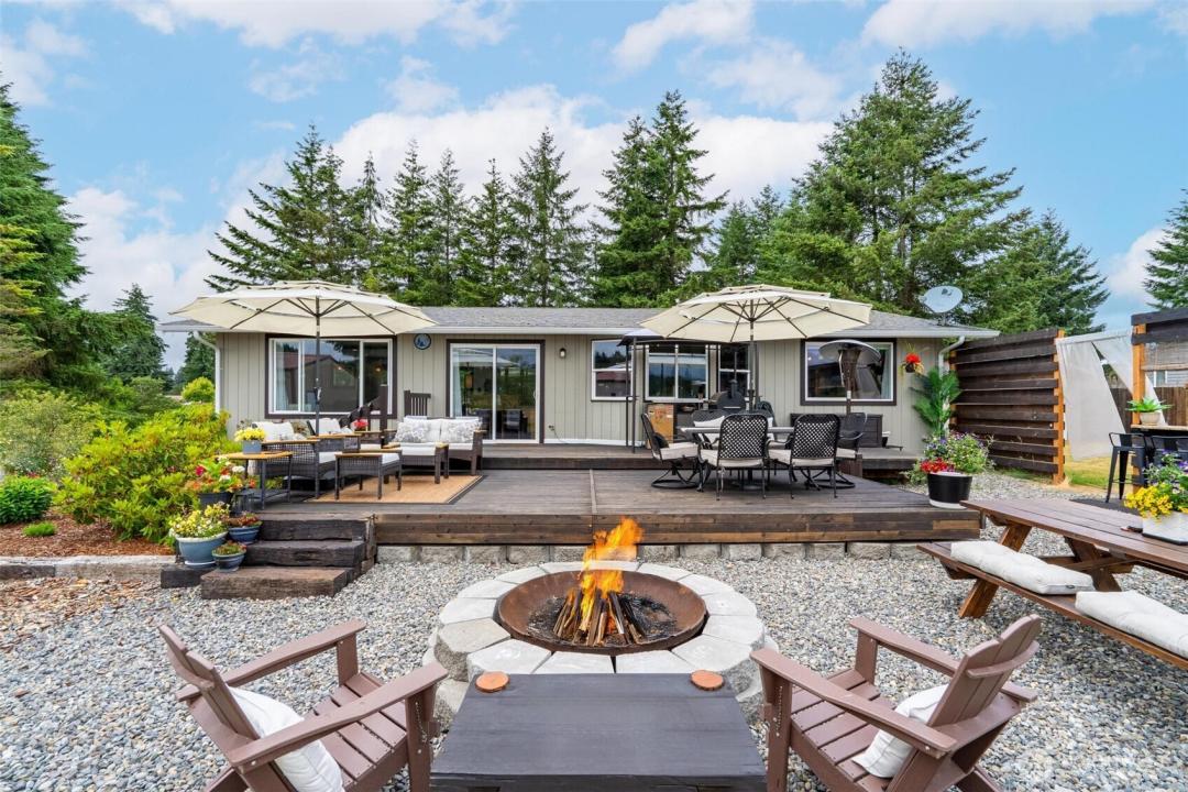18936 Nutmeg Street SW, Rochester, Washington 98579