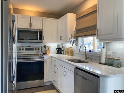 118 W Marsh Cove Drive, Nags Head, North Carolina 27959