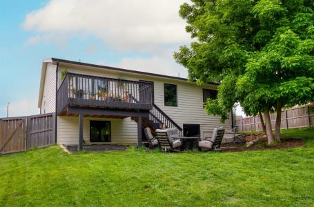 825 Sunburst Drive, Pleasant Hill, 아이오와 50327, 미국