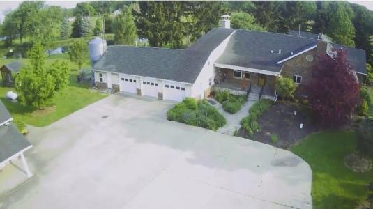 17787 Indian Prairie Road, White Pigeon, Michigan 49099, USA