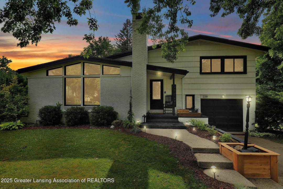 229 Julian Avenue, Lansing, Michigan 48917