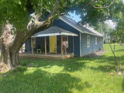 1775 S Henderson Street, Bloomington, Indiana 47401, HOA KỲ