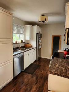 8506 95 STREET, Peace River, Alberta T8S 1G2, Canada