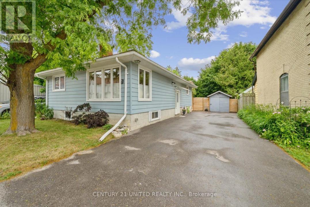 5 CHURCH STREET SOUTH, Brock (sunderland), Ontario L0C 1H0, CANADÁ