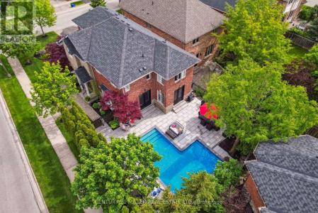 2074 SPRINGDALE ROAD, Oakville (wm Westmount), Ontario L6M 4C7, Canada