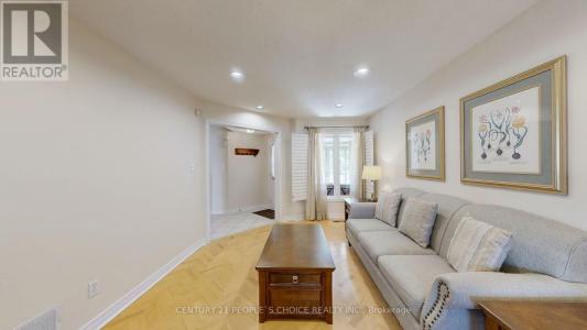 5731 MERSEY STREET, Mississauga (east Credit), Ontario L5V 1V7, Canada