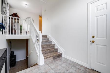 1641 TUMBLEWEED COURT, Windsor, Ontario N9G 3B9, Canada