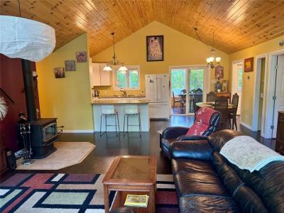 3 NARROWS WEST DRIVE, Alonsa, Manitoba R0C 2K0, Canada