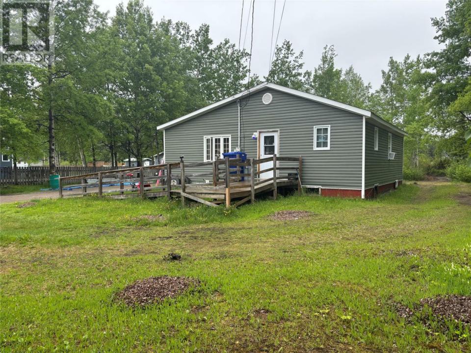 4 GOOSE AVENUE, Goose Bay, Newfoundland And Labrador A0P 1E0, Canada