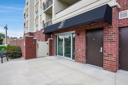 7887 EDGAR, Windsor, オンタリオ N8S 0B3, カナダ