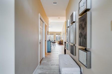 1490 ASPENSHORE, Windsor, オンタリオ N8P 1Y5, カナダ
