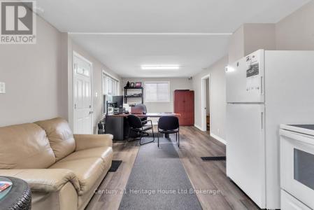 715503 OXFORD COUNTY 4 ROAD, East Zorra-tavistock, Ontario N0J 1M0, Canada