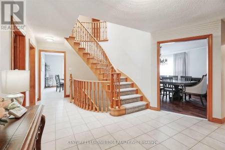 312 VALERIA BOULEVARD, Vaughan (east Woodbridge), Ontario L4L 6V7, Canadá