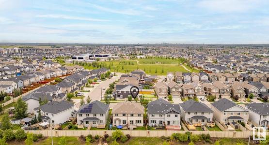 5883 ANTHONY CRESCENT SW, Edmonton, Alberta T6W 3H4, Canada