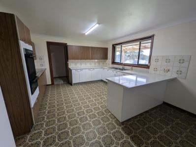 129 The Links Road, Nowra Hill, NSW 2540, Australia