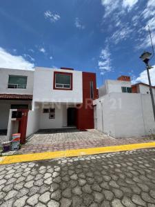 CASA EN VENTA FUENTES DEL MOLINO ZONA CRUZ DEL SUR 8,, Cuautlancingo, Puebla 72761, Messico