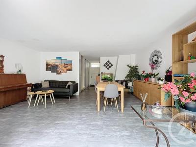 Melun, Île-de-France 77000, فرنسا