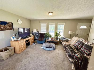 2334 Charnita Dr., Clarkston, Washington 99403