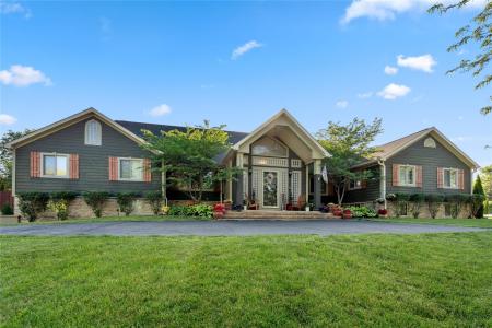 1328 NW 120th Street, Clive, Iowa 50325, États-Unis
