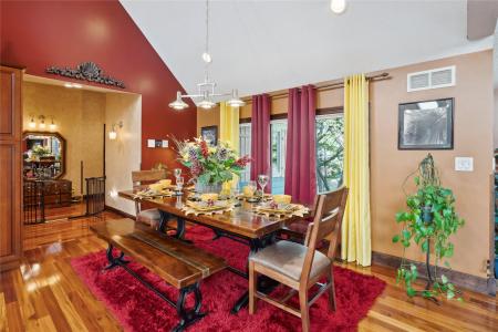 1328 NW 120th Street, Clive, Iowa 50325, États-Unis