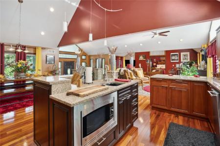 1328 NW 120th Street, Clive, Iowa 50325, États-Unis