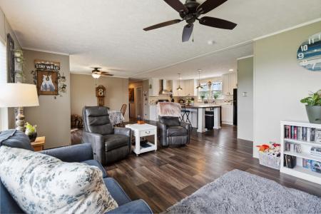 15001 Hwy 2004, McKee, Kentucky 40447, USA