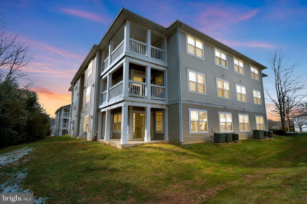 14188 Cuddy Loop , #102, Woodbridge, Virginia 22193, Amerika Birleşik Devletleri