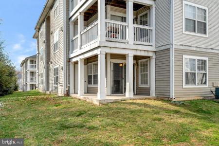 14188 Cuddy Loop , #102, Woodbridge, Virginia 22193, Amerika Birleşik Devletleri