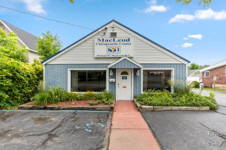 327 W Apple Street, Hastings, Michigan 49058, USA