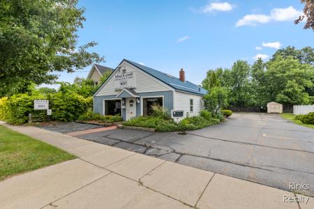 327 W Apple Street, Hastings, Michigan 49058, Estados Unidos