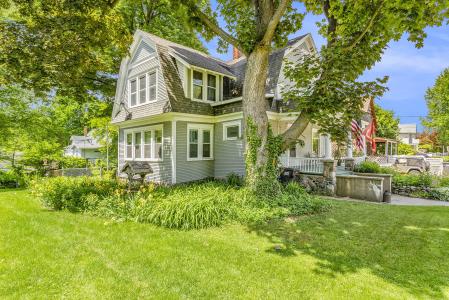 134 S Howell Street, Hillsdale, Michigan 49242, Amerika Birleşik Devletleri