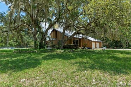 8700 E Matthew Meadow Court, Inverness, Florida 34453, Estados Unidos