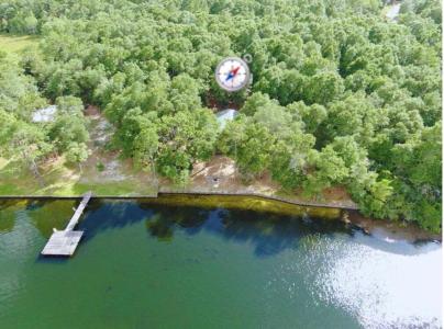 335 Franck Drive, Defuniak Springs, Florida 32433, USA