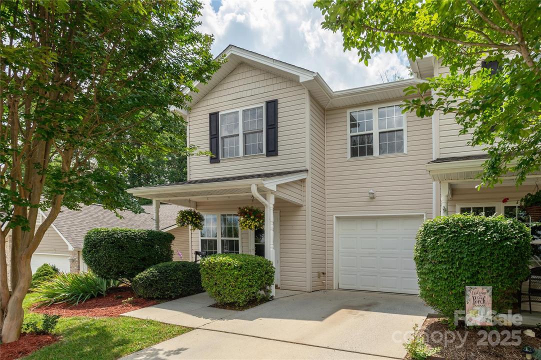 256 Farington Circle, Fletcher, Caroline Du Nord 28732, États-Unis