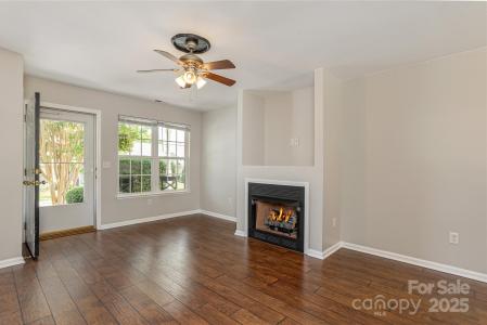 256 Farington Circle, Fletcher, Caroline Du Nord 28732, États-Unis