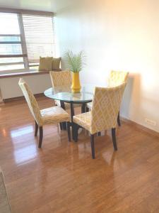 4250 N Marine Drive , 1404, Chicago, イリノイ 60613, アメリカ合衆国