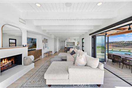 317 Calle Corral, San Clemente, קליפורניה 92673, ארצות הברית של אמריקה