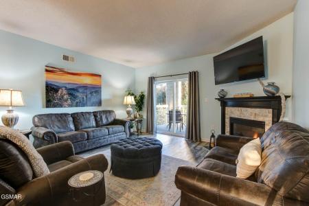 205 Ogle Drive, Pigeon Forge, Tennessee 37863