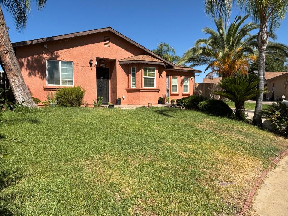 579 N Lemona Street, Woodlake, California 93286, Estados Unidos