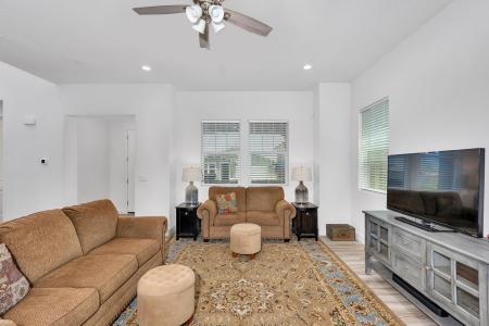 253 Peters Lane S, Madera, California 93636, USA