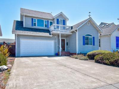 924 Glass Beach Drive, Fort Bragg, California 95437
