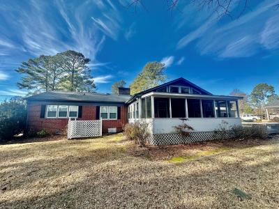 605 Pembroke Ave., Ahoskie, Kuzey Karolina 27910, Amerika Birleşik Devletleri