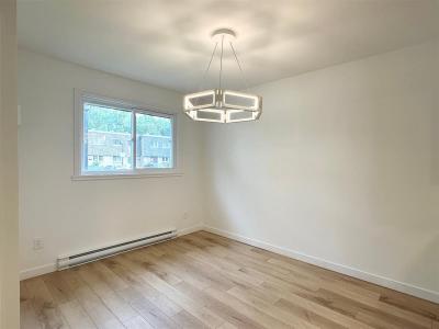 382 Rue Andras, Dollard-Des Ormeaux, Quebec H9B 1R8, Canada