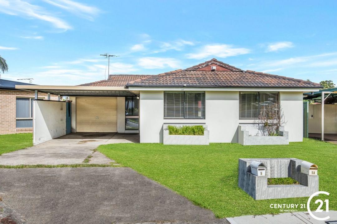 5 Eagle Place, St Johns Park, NSW 2176, Australia